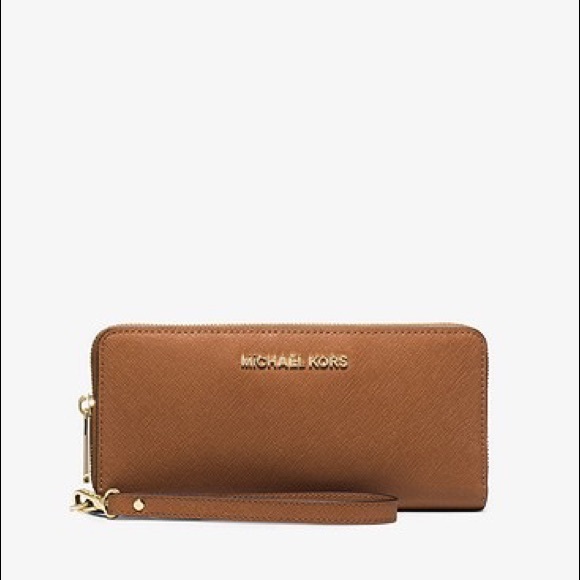 Michael Kors Wallet - Picture 5 of 9